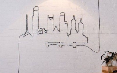 สร้างเรื่องราว ตกแต่งกำแพงด้วยสายไฟ